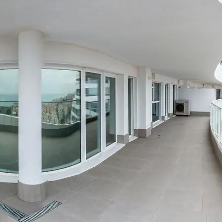 Global Properties, Nuevo Con Piscina Privada Y Terraza Con Vistas Al Mar