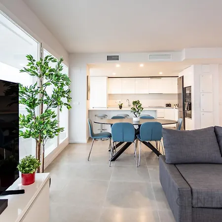 Global Properties, Nuevo Con Piscina Privada Y Terraza Con Vistas Al Mar Apartament *